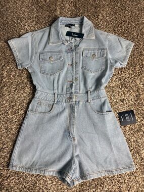 Lulu's Light Wash Denim Romper Shorts